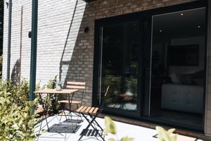 Photo 10- click for photo gallery